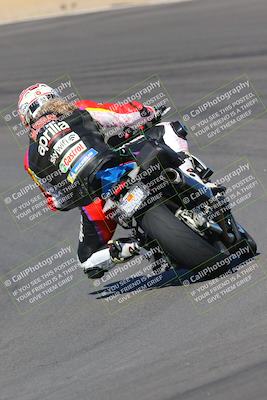 media/Nov-06-2022-SoCal Trackdays (Sun) [[208d2ccc26]]/Turn 10 Backside (1030am)/